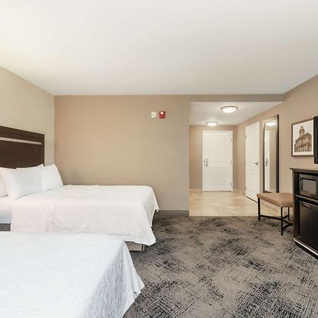 Hampton Inn Portland Downtown Waterfront Buitenkant foto
