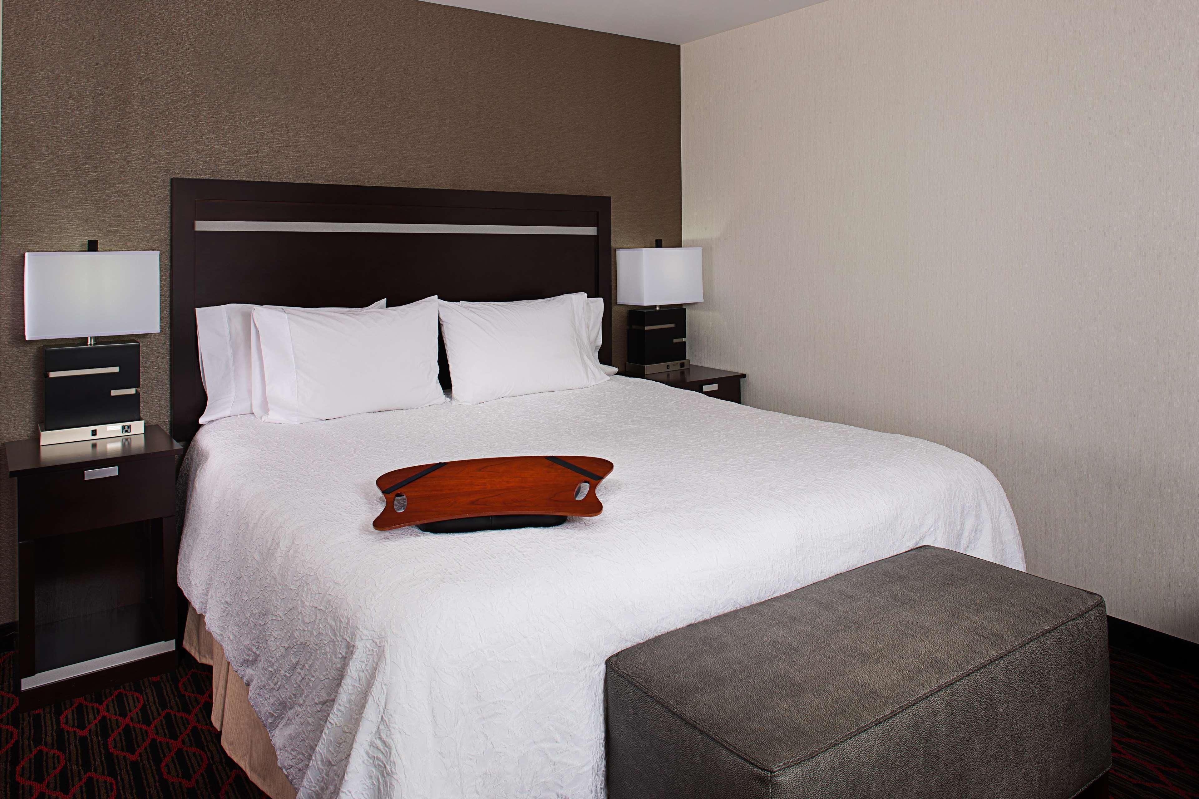 Hampton Inn Portland Downtown Waterfront Buitenkant foto