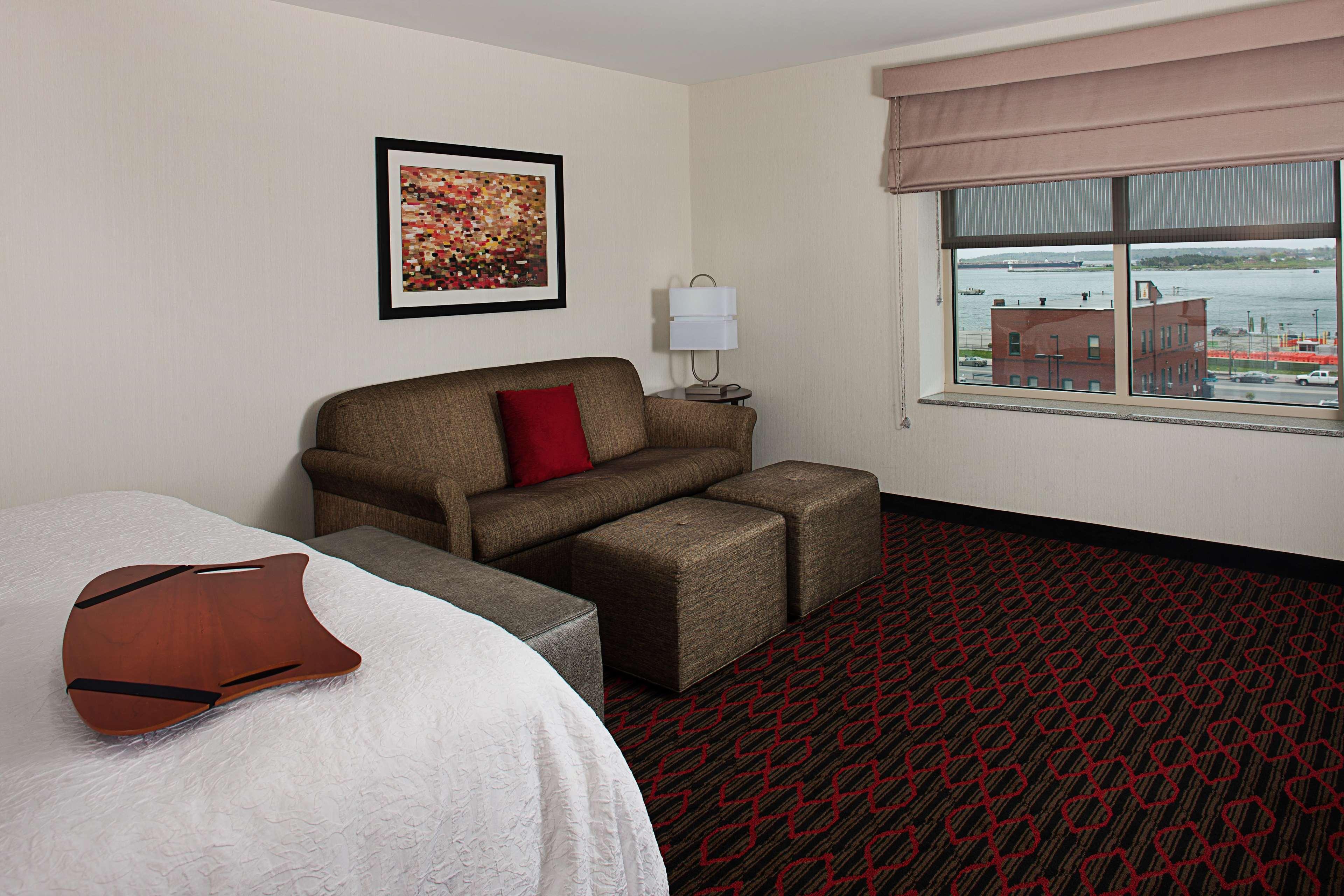 Hampton Inn Portland Downtown Waterfront Buitenkant foto