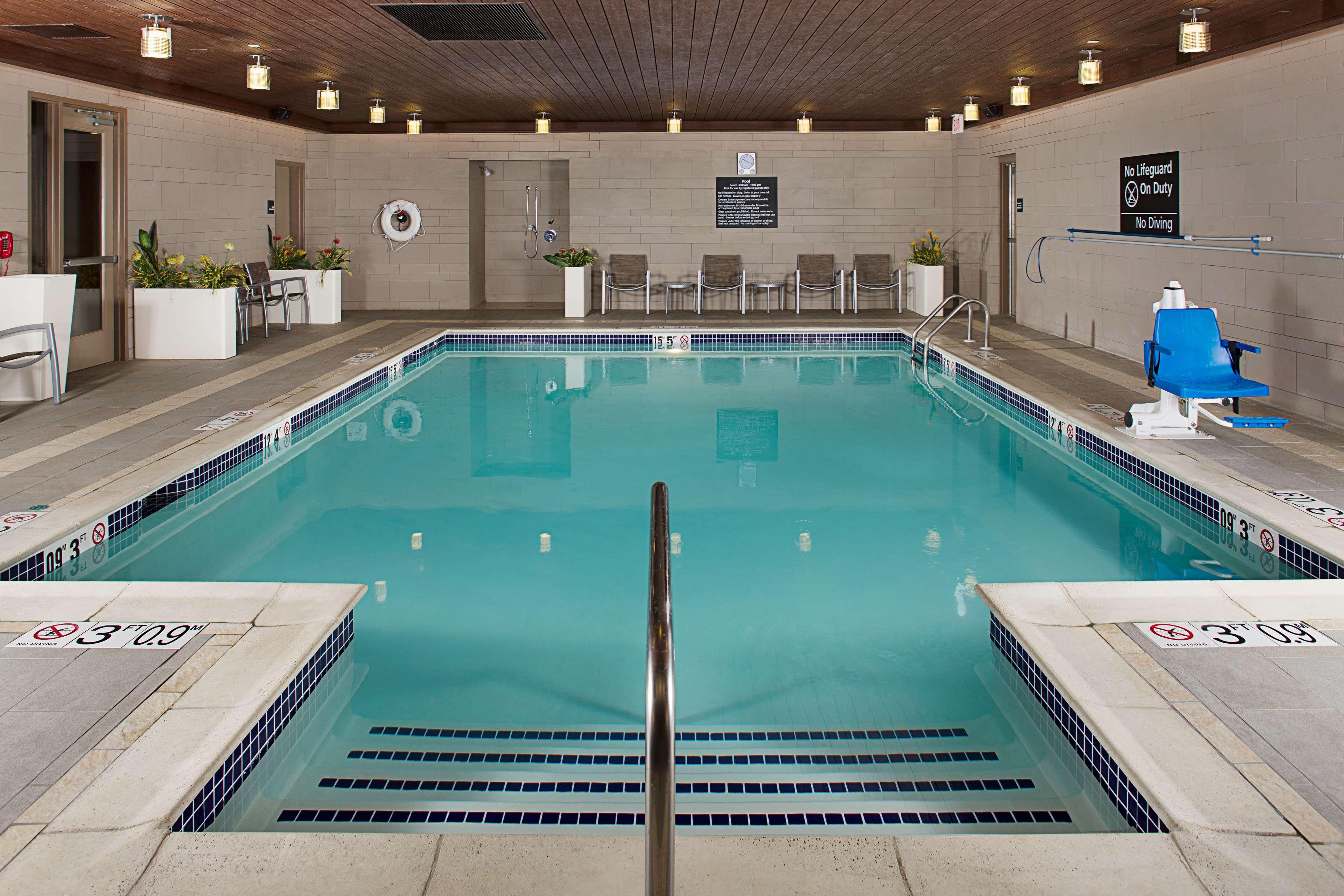 Hampton Inn Portland Downtown Waterfront Buitenkant foto