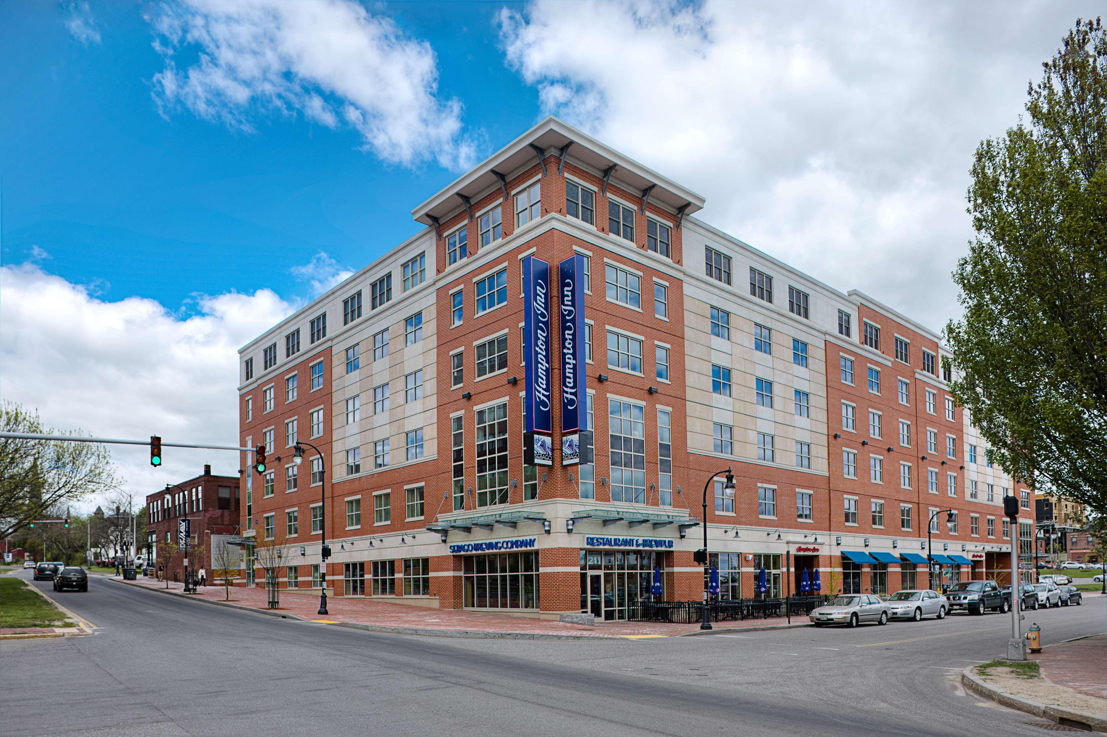 Hampton Inn Portland Downtown Waterfront Buitenkant foto