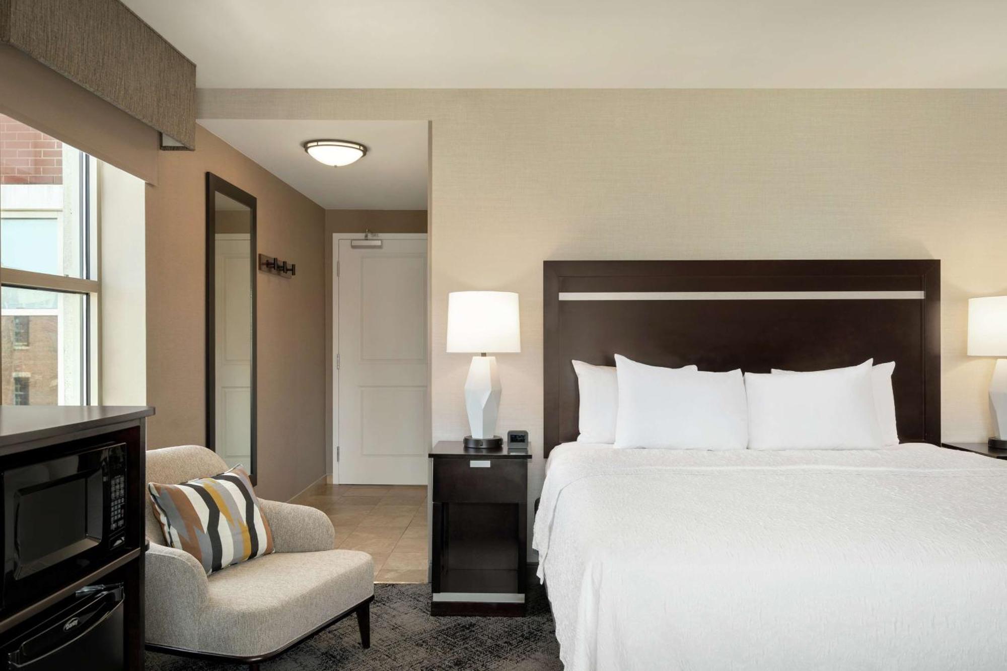 Hampton Inn Portland Downtown Waterfront Buitenkant foto