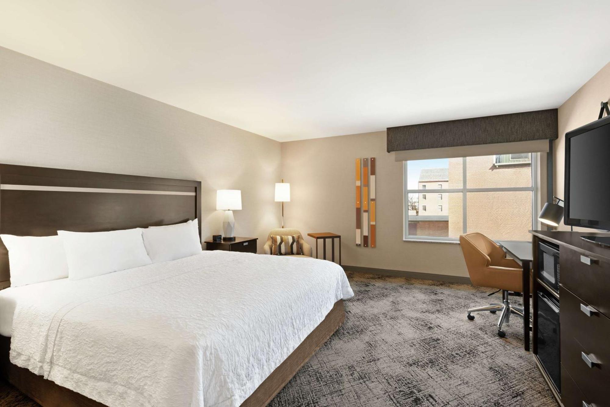 Hampton Inn Portland Downtown Waterfront Buitenkant foto