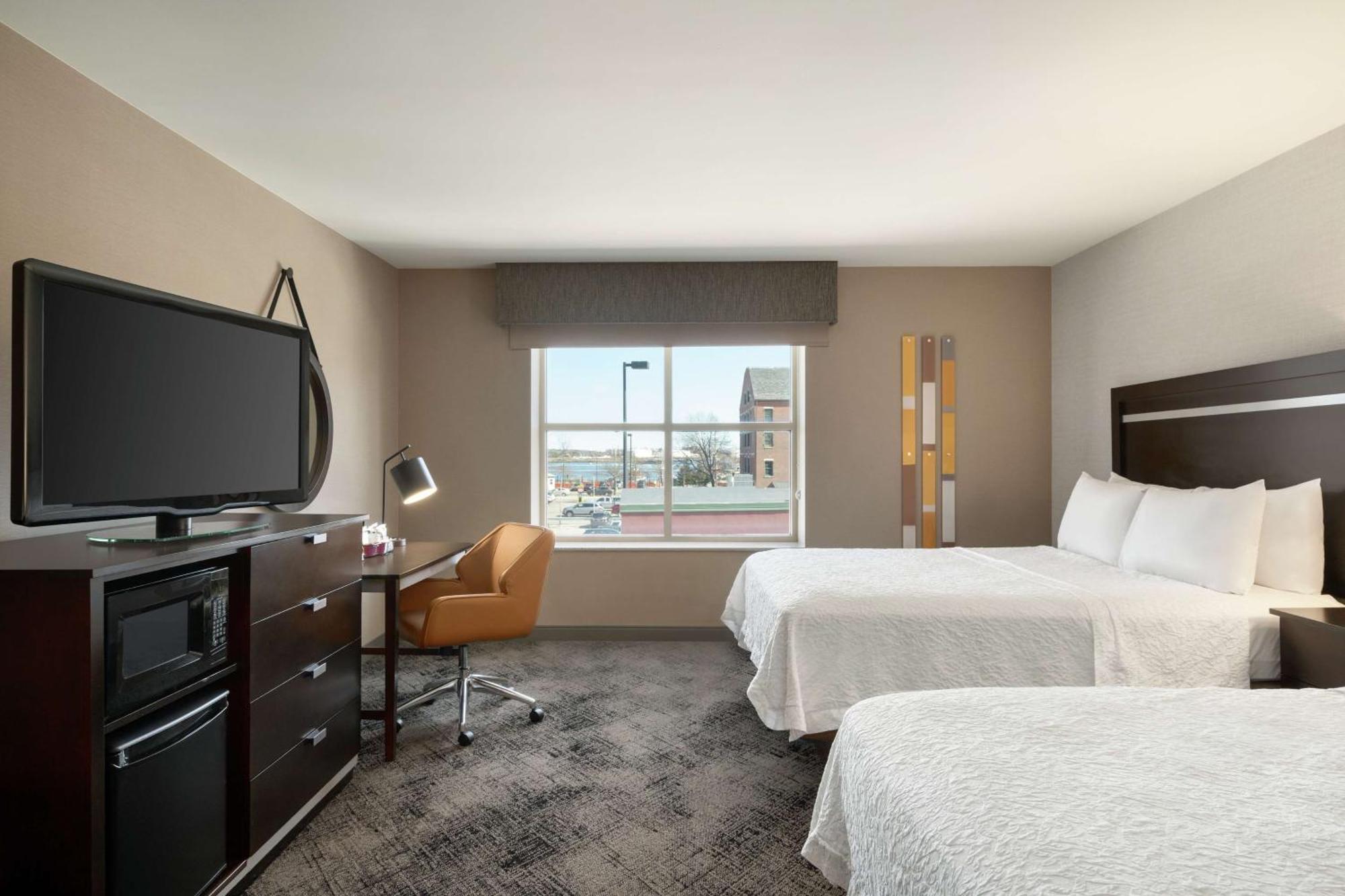 Hampton Inn Portland Downtown Waterfront Buitenkant foto
