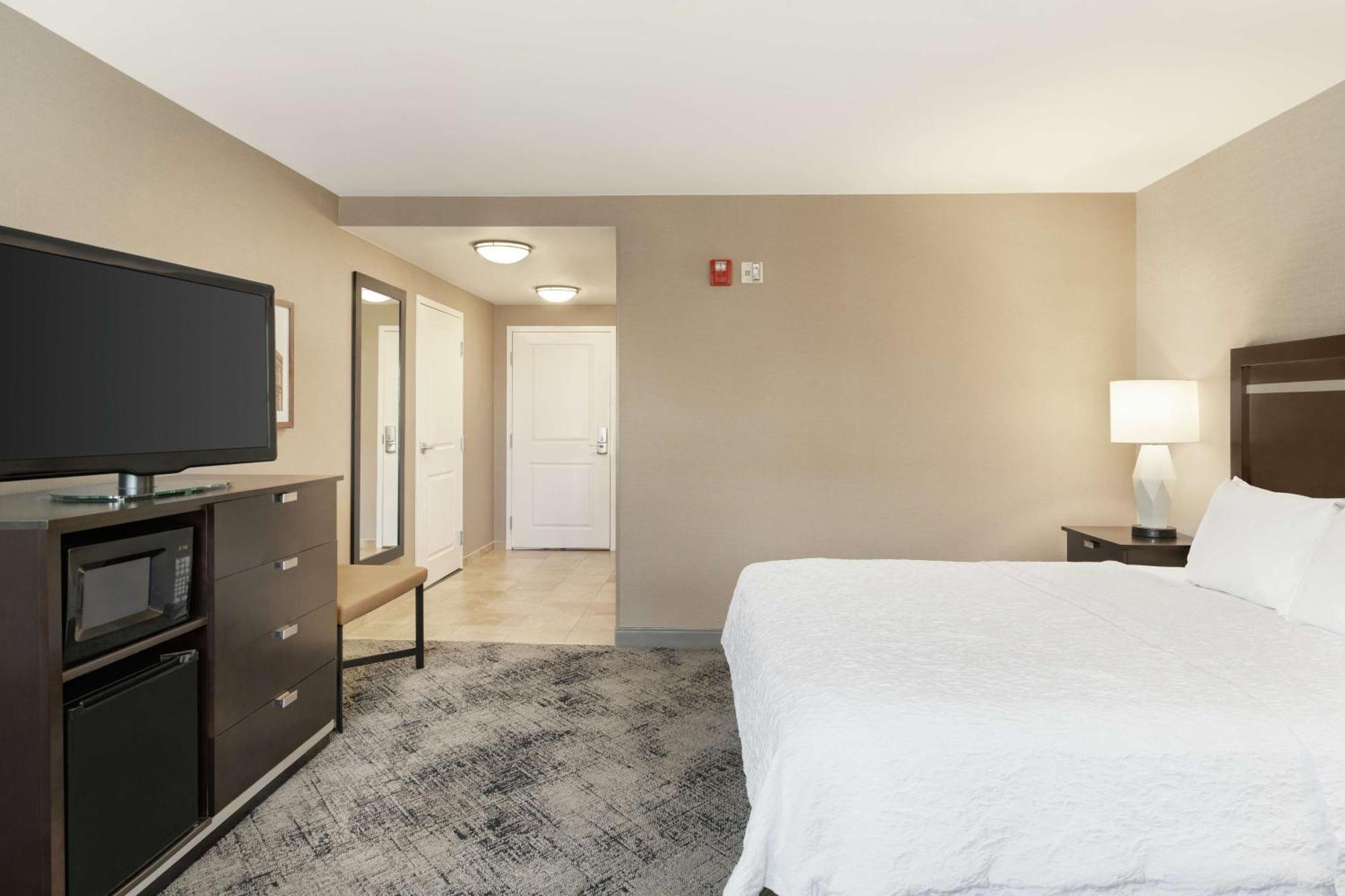 Hampton Inn Portland Downtown Waterfront Buitenkant foto
