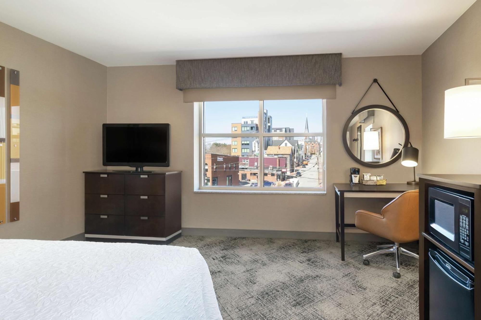 Hampton Inn Portland Downtown Waterfront Buitenkant foto